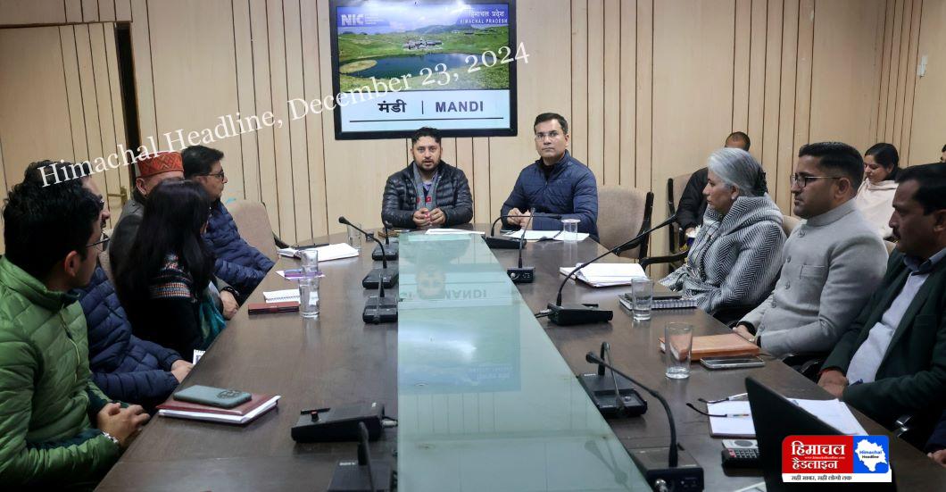 Under Good Governance Week, about five thousand complaints were resolved in Mandi district. Workshop of departmental officers was organized under the chairmanship of Deputy Commissioner.